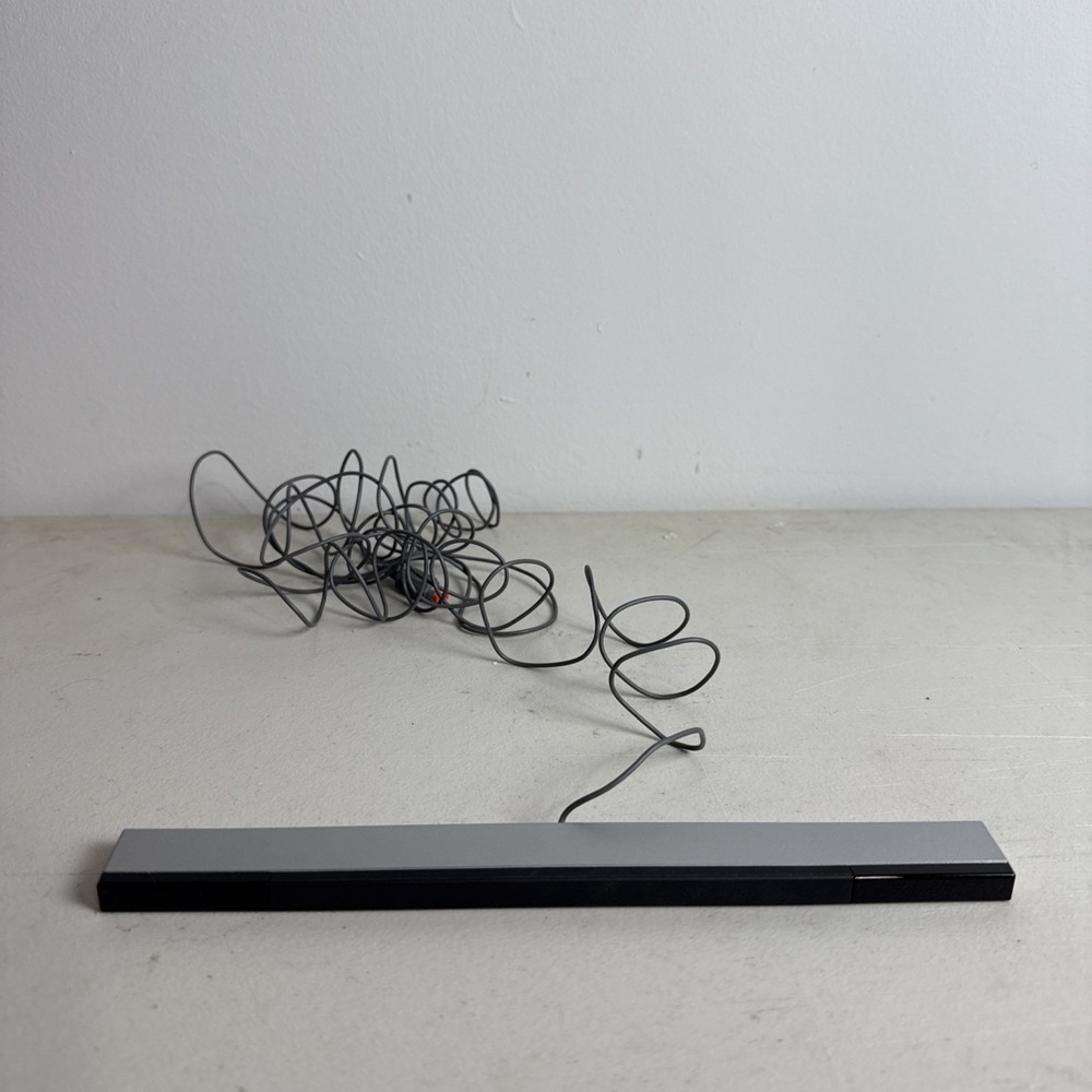 Nintendo Wii OEM Sensor Bar Wired Official RVL-014 For Wii And Wii U Very Good